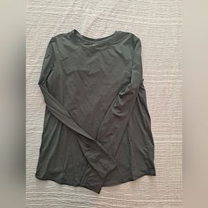 2/$40 *NWOT* Black Olive Sun Lover Long Sleeve